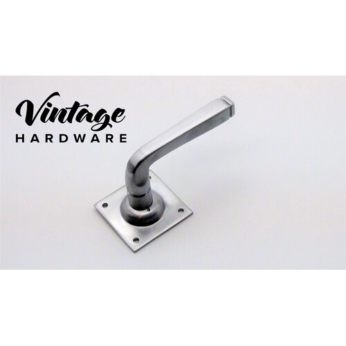 DOOR HANDLES & KNOBS